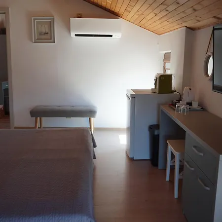 Lambovi Guest house 3*